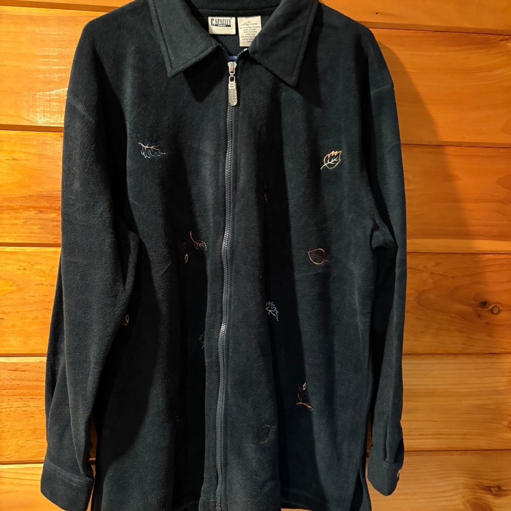 Capacity Woman Black Fleece Full Zip Embroidered Leaf Jacket Plus 1X Vintage